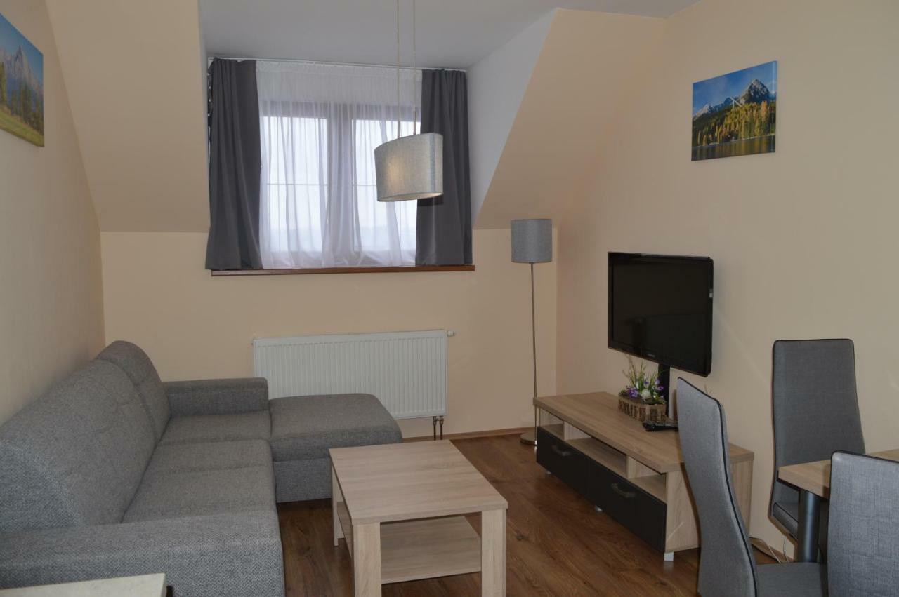 Apartman Erika Wielka Łomnica Zewnętrze zdjęcie
