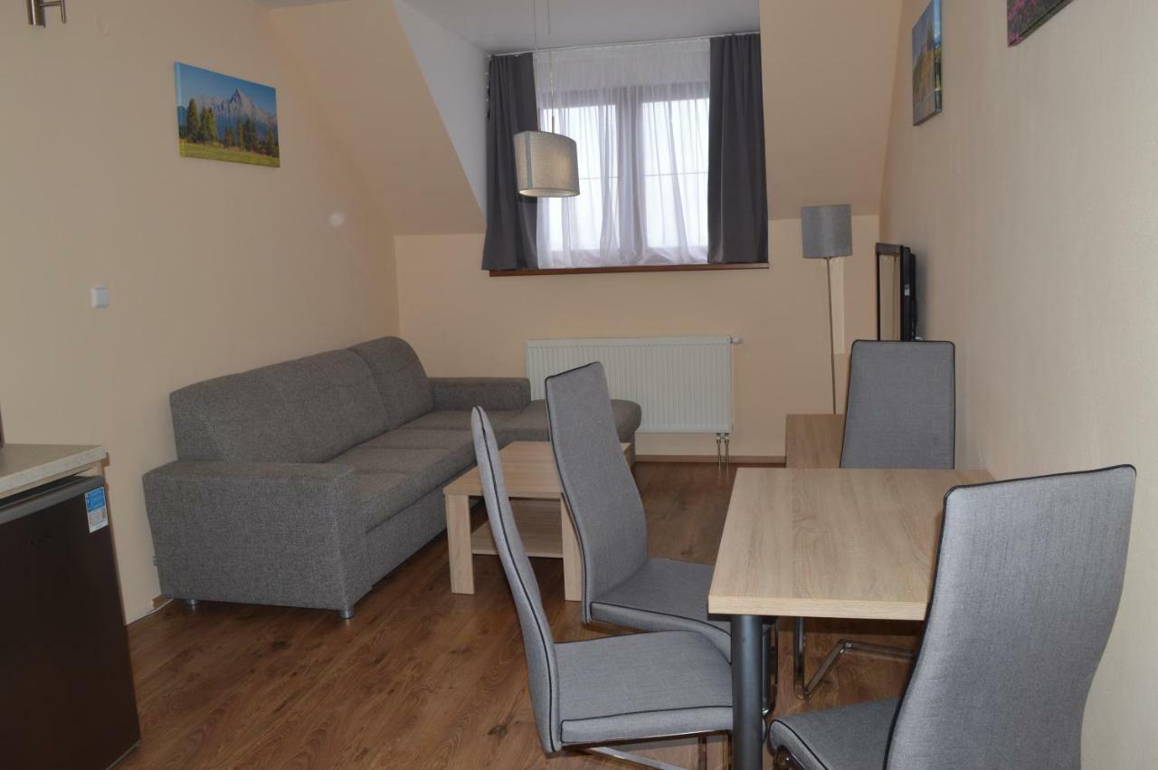 Apartman Erika Wielka Łomnica Zewnętrze zdjęcie
