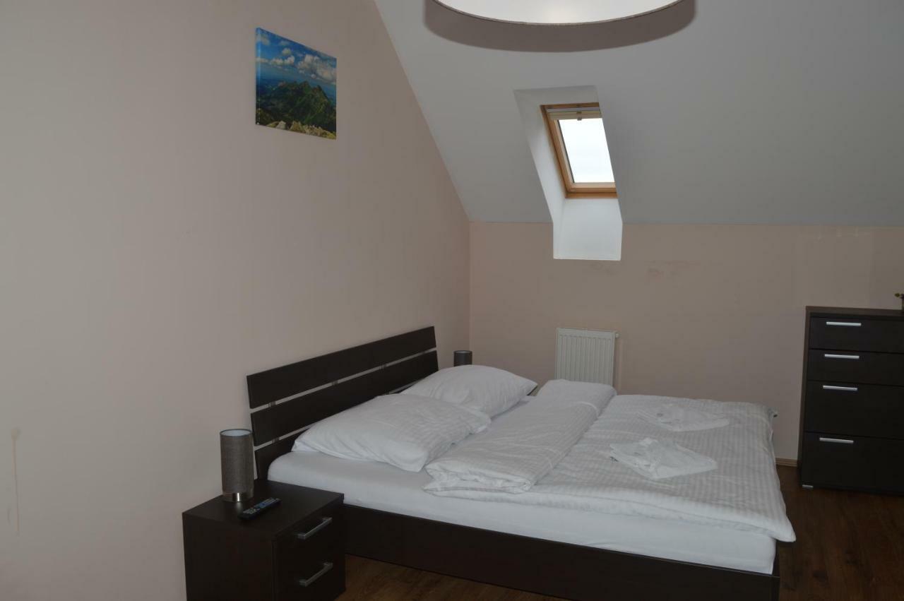 Apartman Erika Wielka Łomnica Zewnętrze zdjęcie