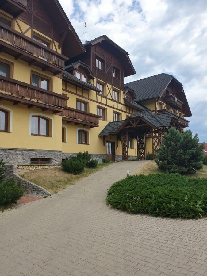 Apartman Erika Wielka Łomnica Zewnętrze zdjęcie