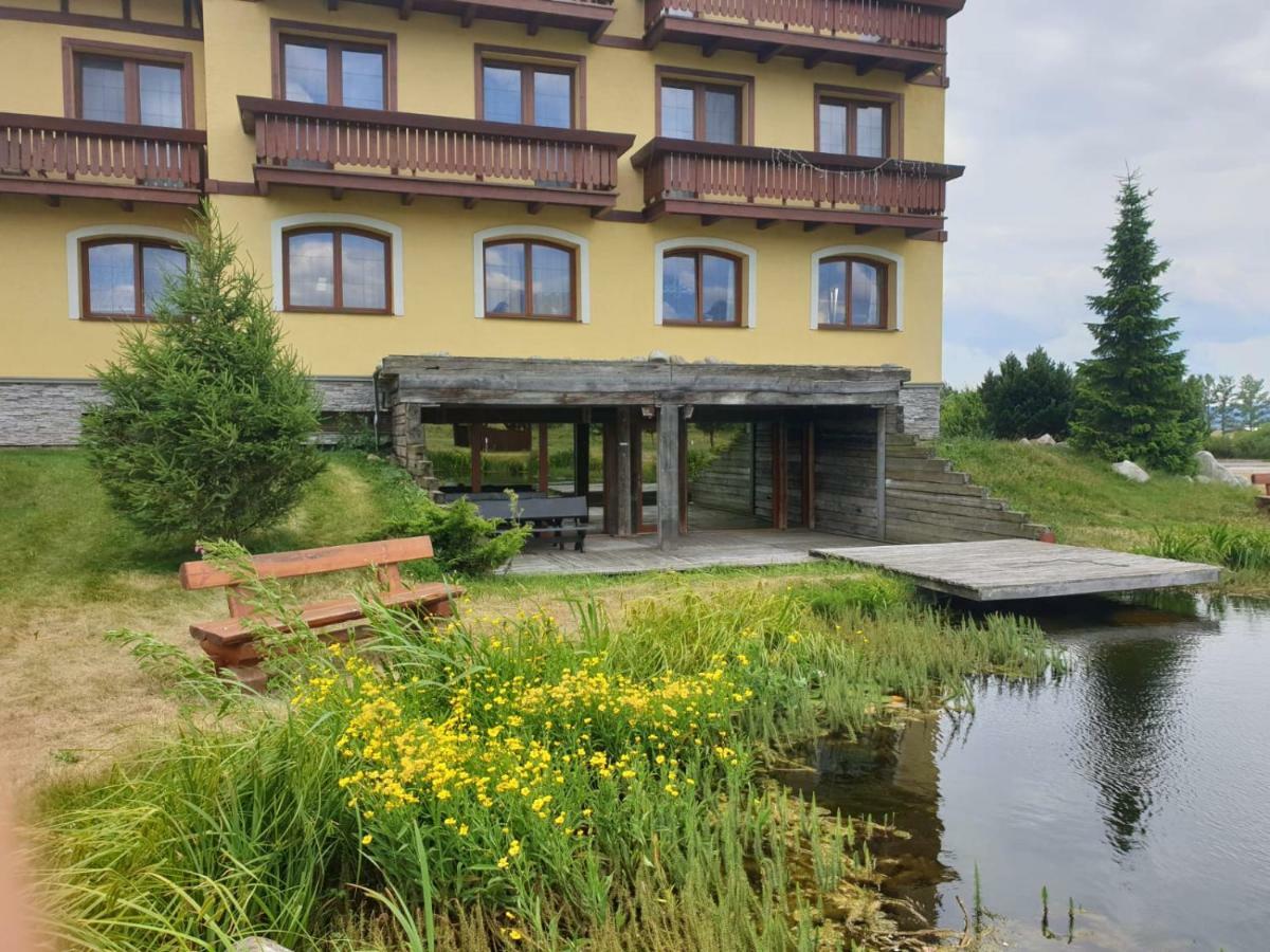 Apartman Erika Wielka Łomnica Zewnętrze zdjęcie